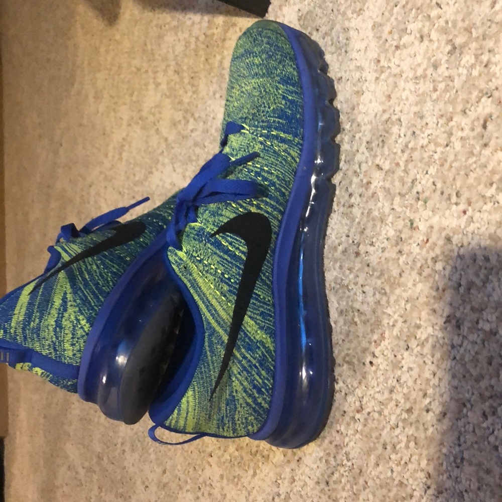 EXCLUSIVE LIMITED EDITION Men’s Nike AirMax